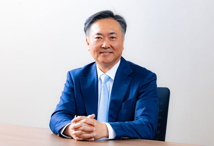 Toshinori Iwasawa（President and CEO）